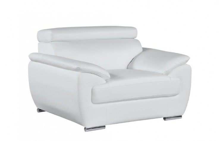 4571 - White Chair