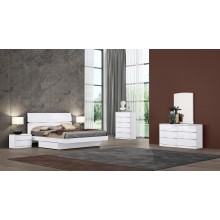 Wynn - White 4PC Bedroom Set